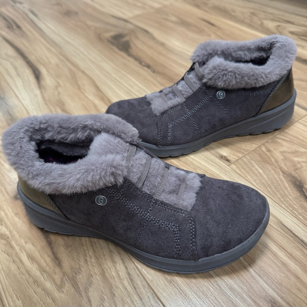Bzees Women's Golden Faux Fur Lined Ankle Bootie Sneaker Grey Comfort Size 7